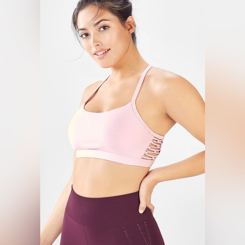 Fabletics Peri Lace-UP Medium Support Sports Bra